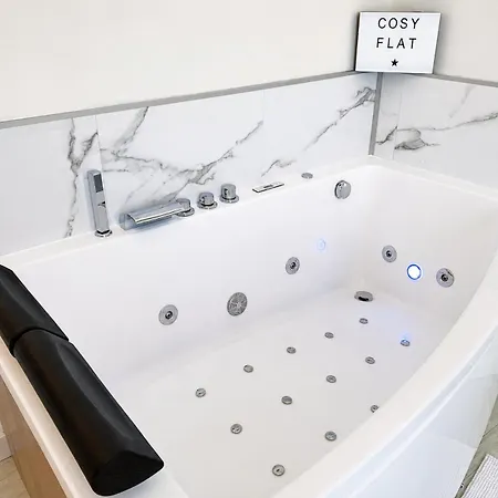 Marquise - Cosy Flat